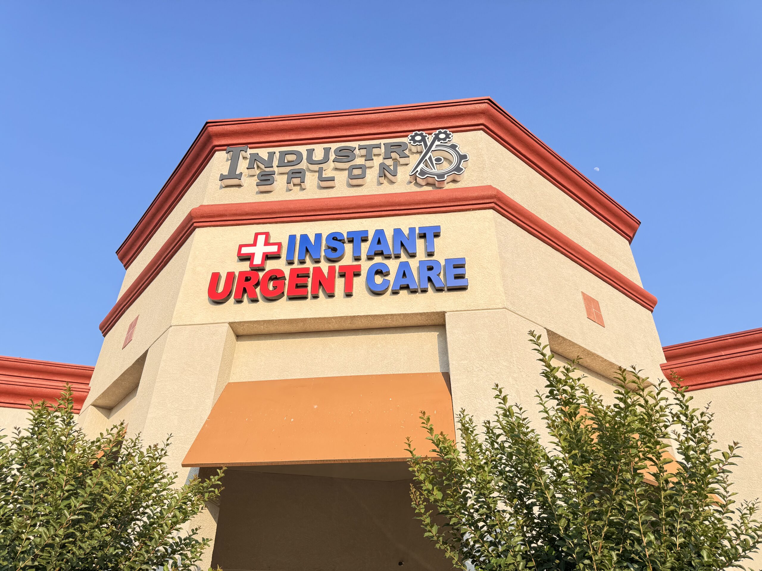Outdoor signage removal and installation.